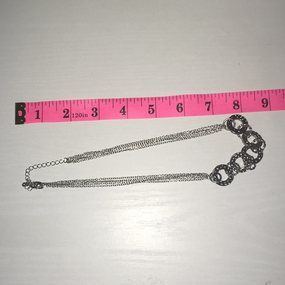 Lia Sophia Necklace silver & great good condition. - Picture 10 of 12